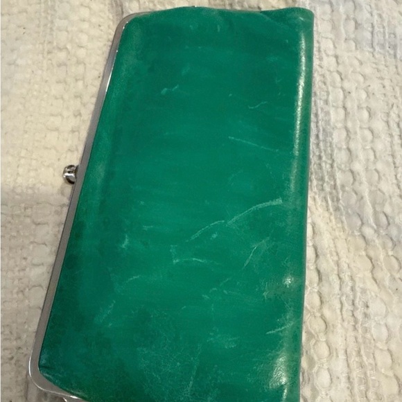 HOBO Lauren Green Leather Double Frame Clutch Wallet - Picture 7 of 9